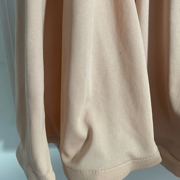 Elegant Champagne long dress - Picture 7 of 8